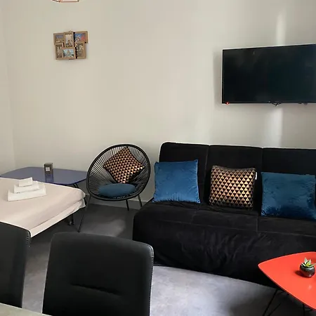 2 Pièces Au Coeur De Appartamento Parigi