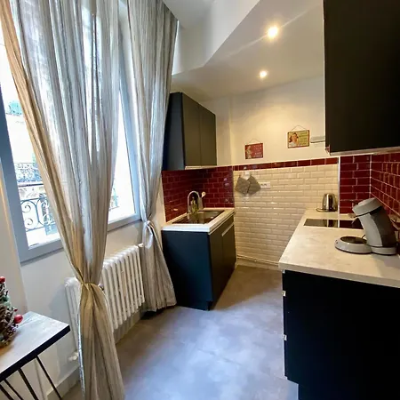 2 Pièces Au Coeur De * Parigi